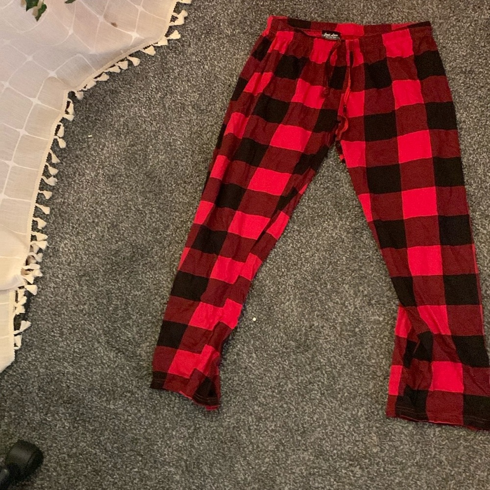 i’m selling my christmas pajama pants.